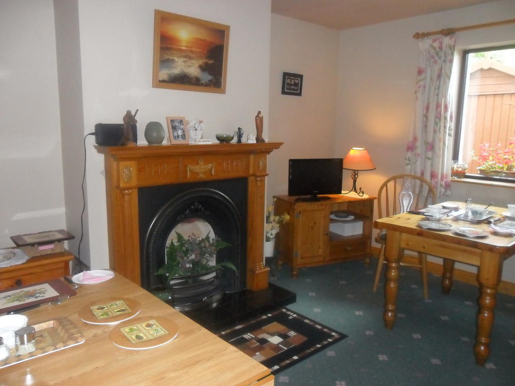 Glen House Room Only Accommodation Youghal Exterior photo